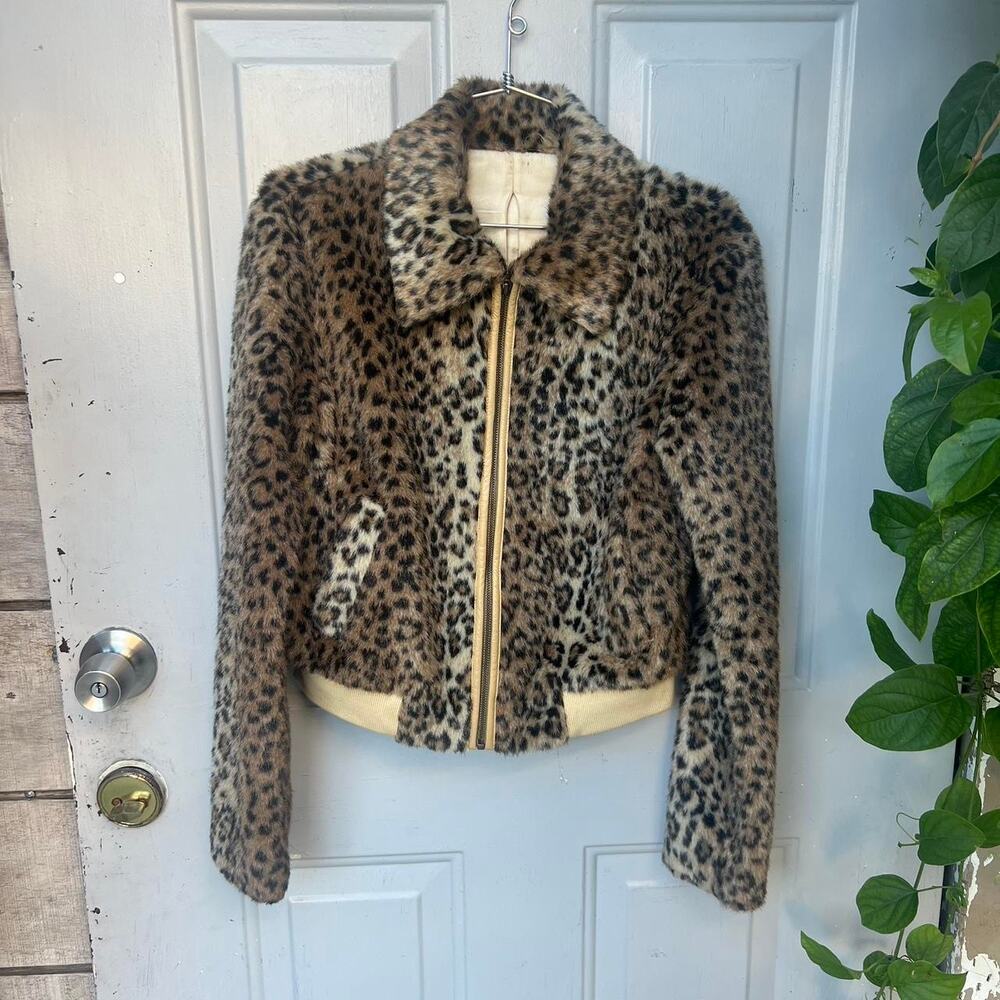 Leapard zipper sweater